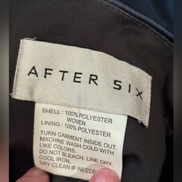 AFTER SIX 6834 HIGH NECK HALTER 2 TONE GOWN, size 24W, Evergreen, Holidays Event - Picture 7 of 11